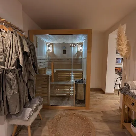 Chaleureux A Avec Et Sauna - Fr-1-589-843 *